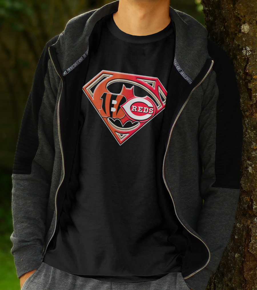 Cincinnati Bengals Reds Superman Batman Logo Fusion T-Shirt