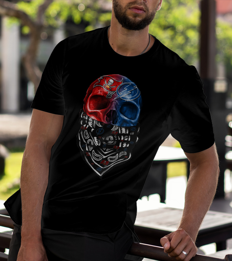 Buccaneers And Lightning Skull Bandana T-Shirt