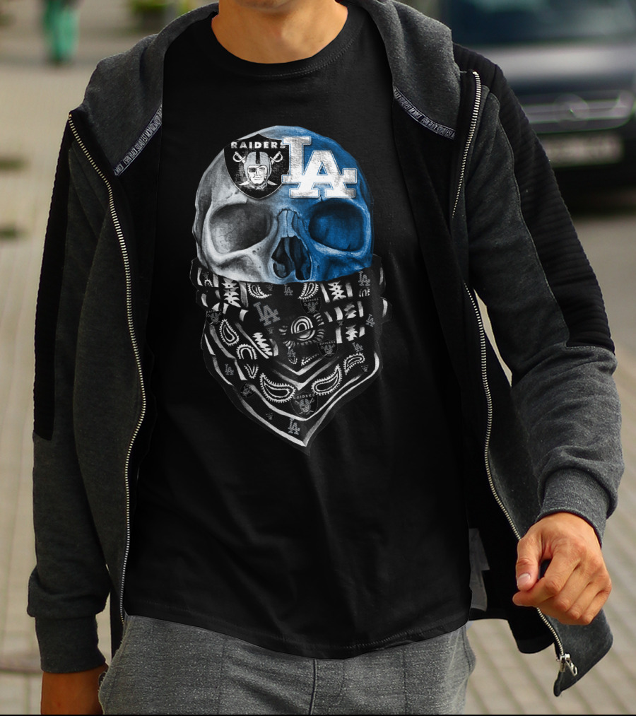 Raider La Bandana Skull T-Shirt