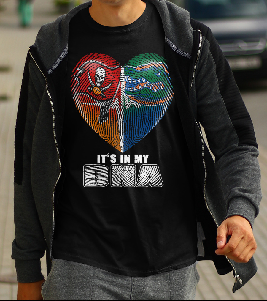 It's In My Dna Buccaneers Gators Heart Fingerprint T-Shirt