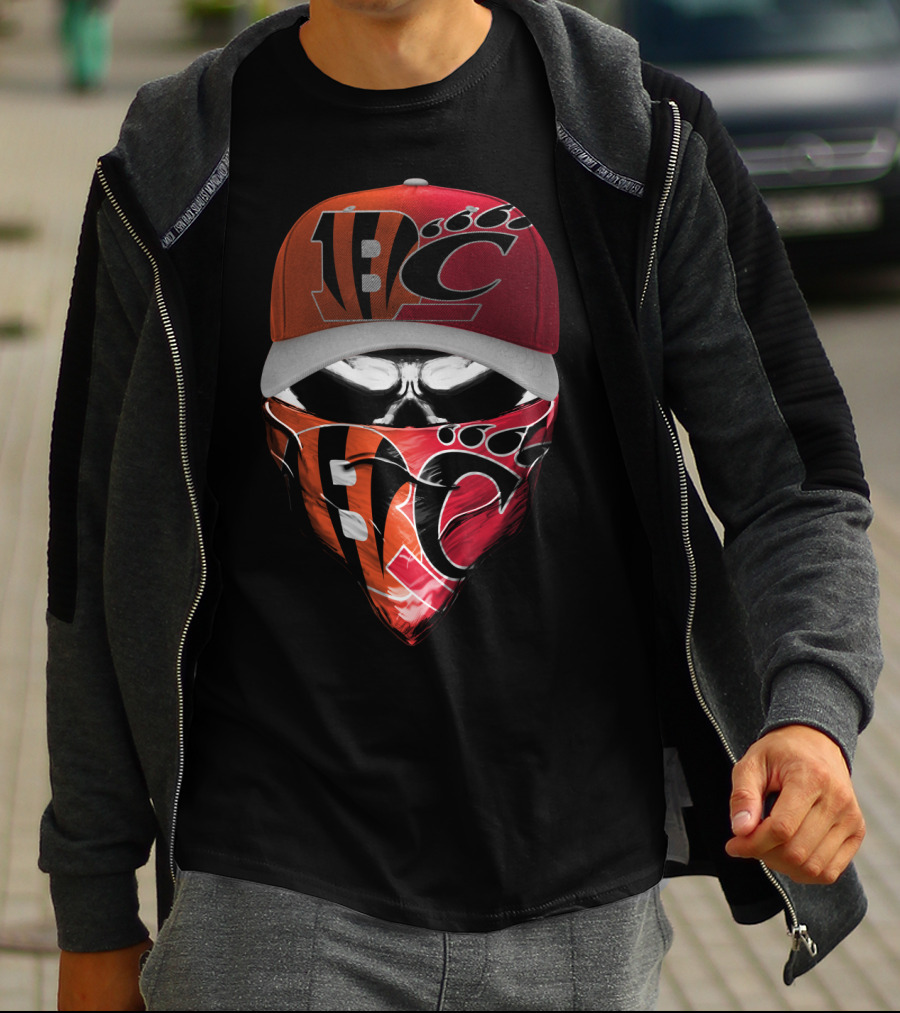 Bengals Skull Mask And Cap T-Shirt
