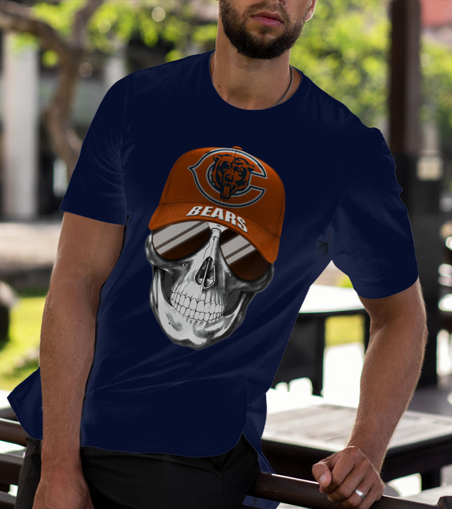 Chicago Bears Skull Cap With Logo And Sunglasses T-Shirt