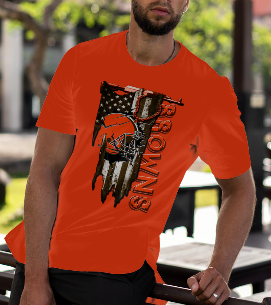 Cleveland Browns American Flag Football Helmet Browns T-Shirt