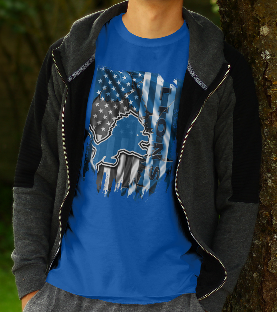 Detroit Lions American Flag Football Team T-Shirt
