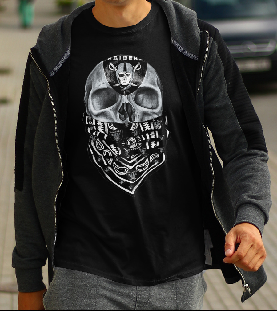 Raiders Skull With Bandana T-Shirt
