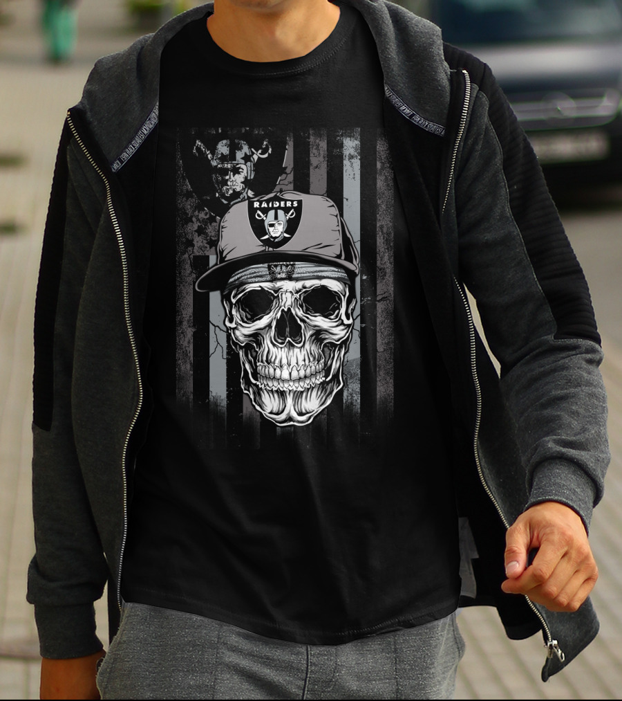Oakland Raiders Skull With Raiders Cap And Team T-Shirt