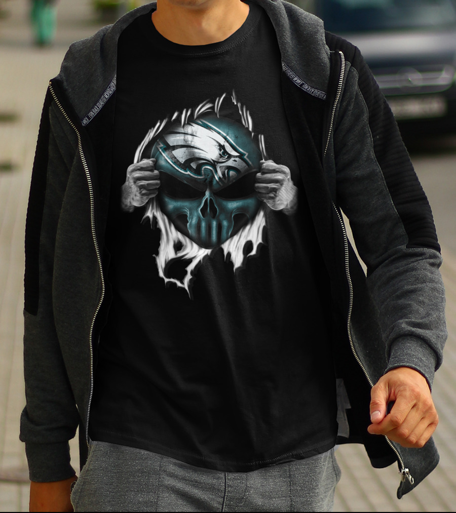 Philadelphia Eagles Skull Logo Face Ripped T-Shirt