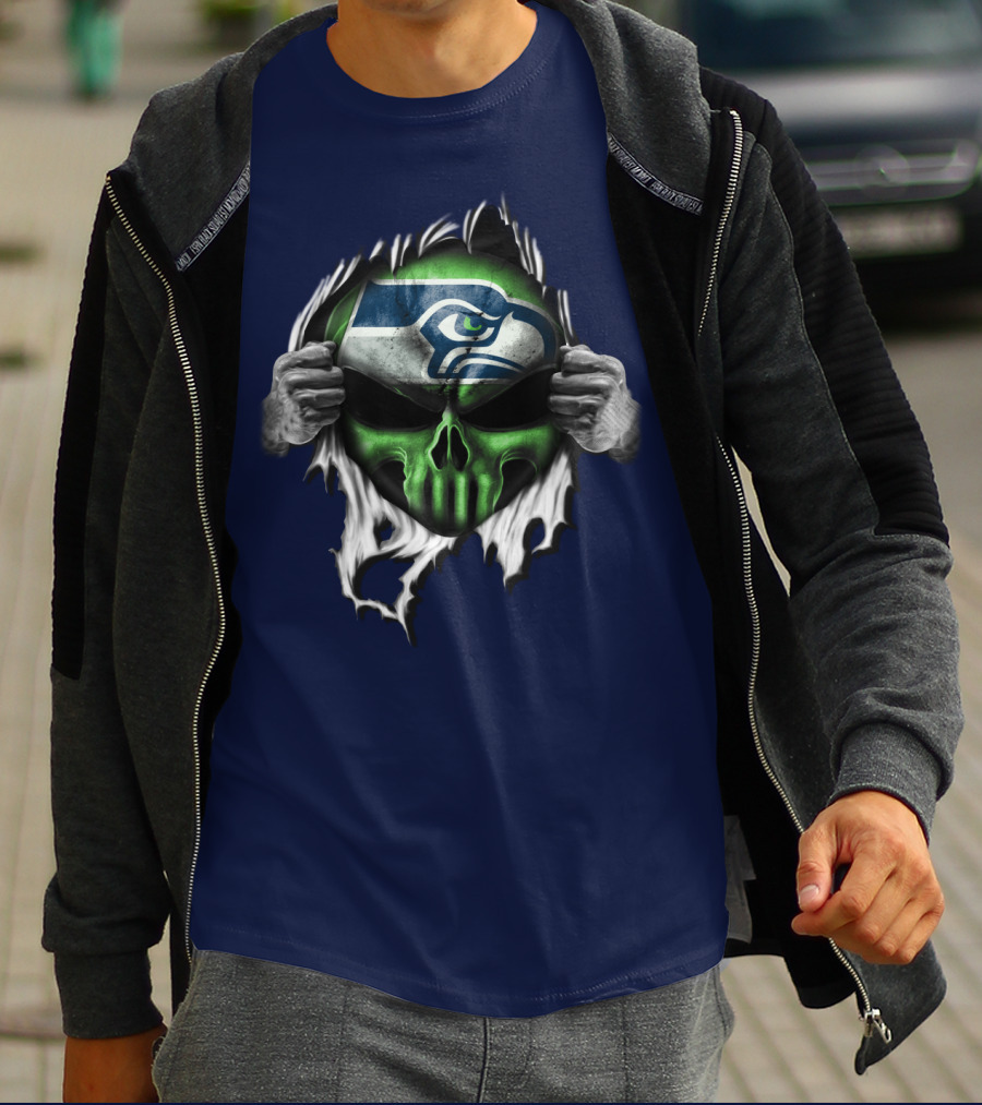 Seattle Seahawks Skull Ripping T-Shirt