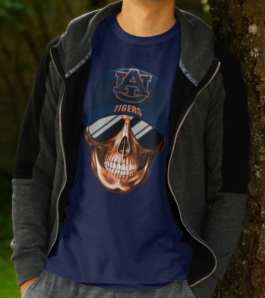 Auburn Tigers Skull With Au Logo Hat And Sunglasses T-Shirt