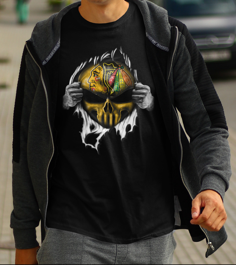 Chicago Blackhawks Skull Ripped Burst T-Shirt
