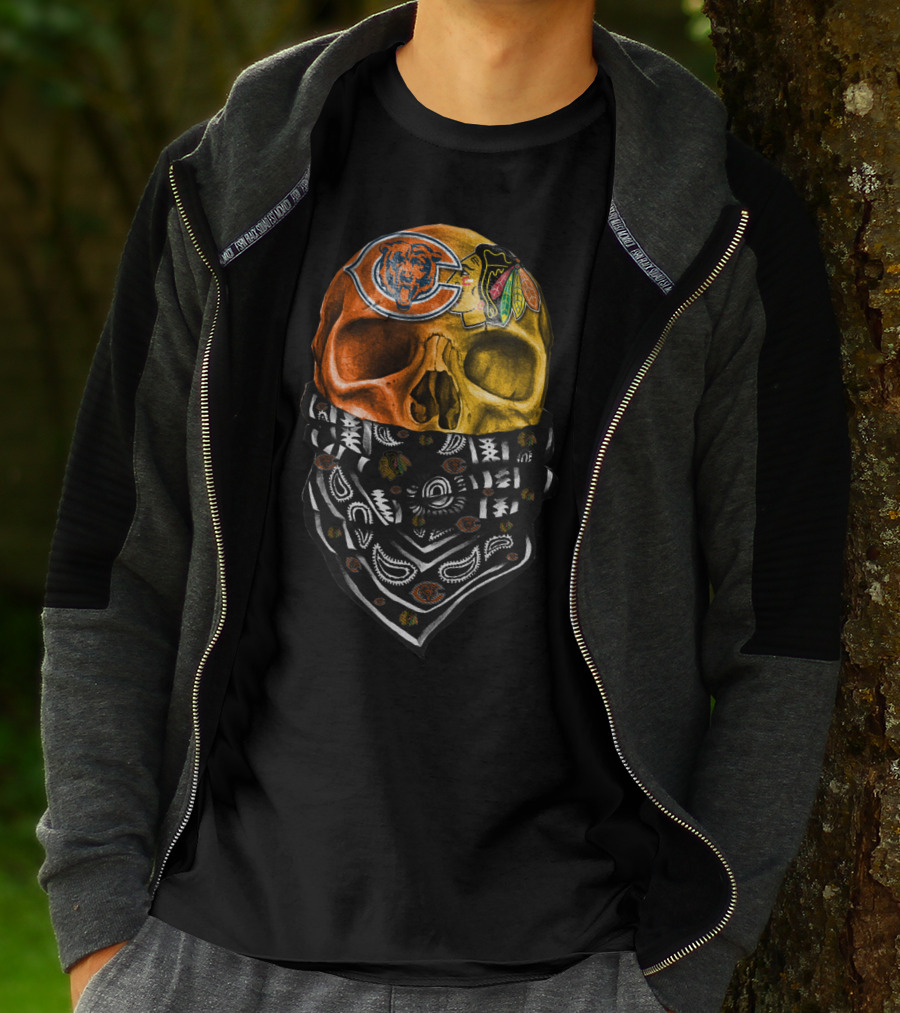 Chicago Bears And Blackhawks Skull Bandana T-Shirt
