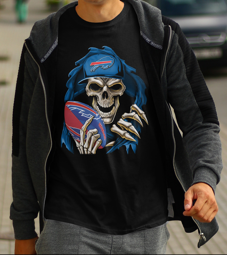 Buffalo Bills Skull Holding Football T-Shirt