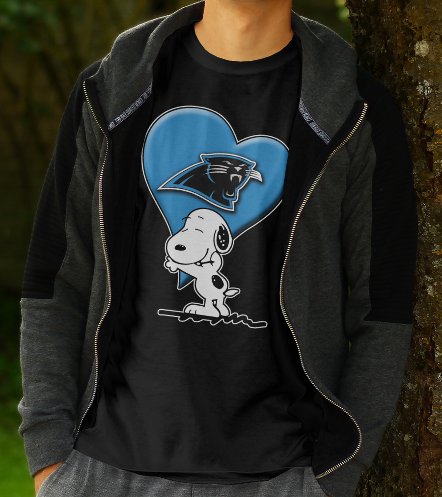 Snp V1 Carolina Panthers Love Snoopy Hugging Blue Heart T-Shirt