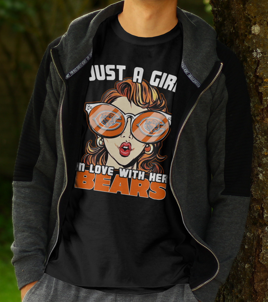 JUST A GIRL IN LOVE WITH HER CHICAGO BEARS T-Shirt