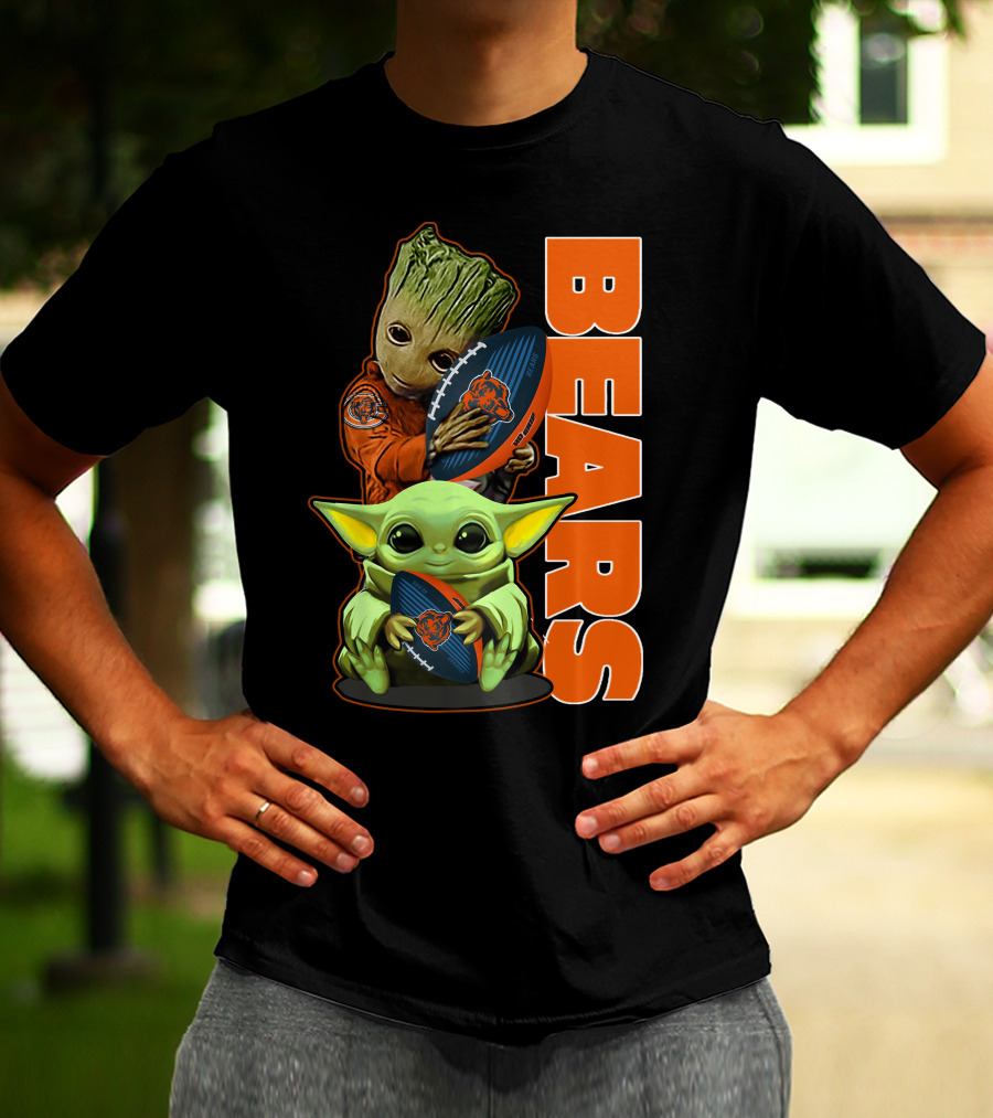 Groot And Baby Yoda Holding Chicago Bears Football T-Shirt