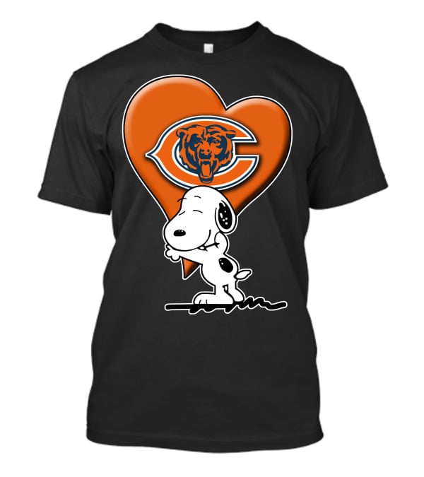 Snoopy Heart Chicago Bears Retro Logo Hug T-Shirt
