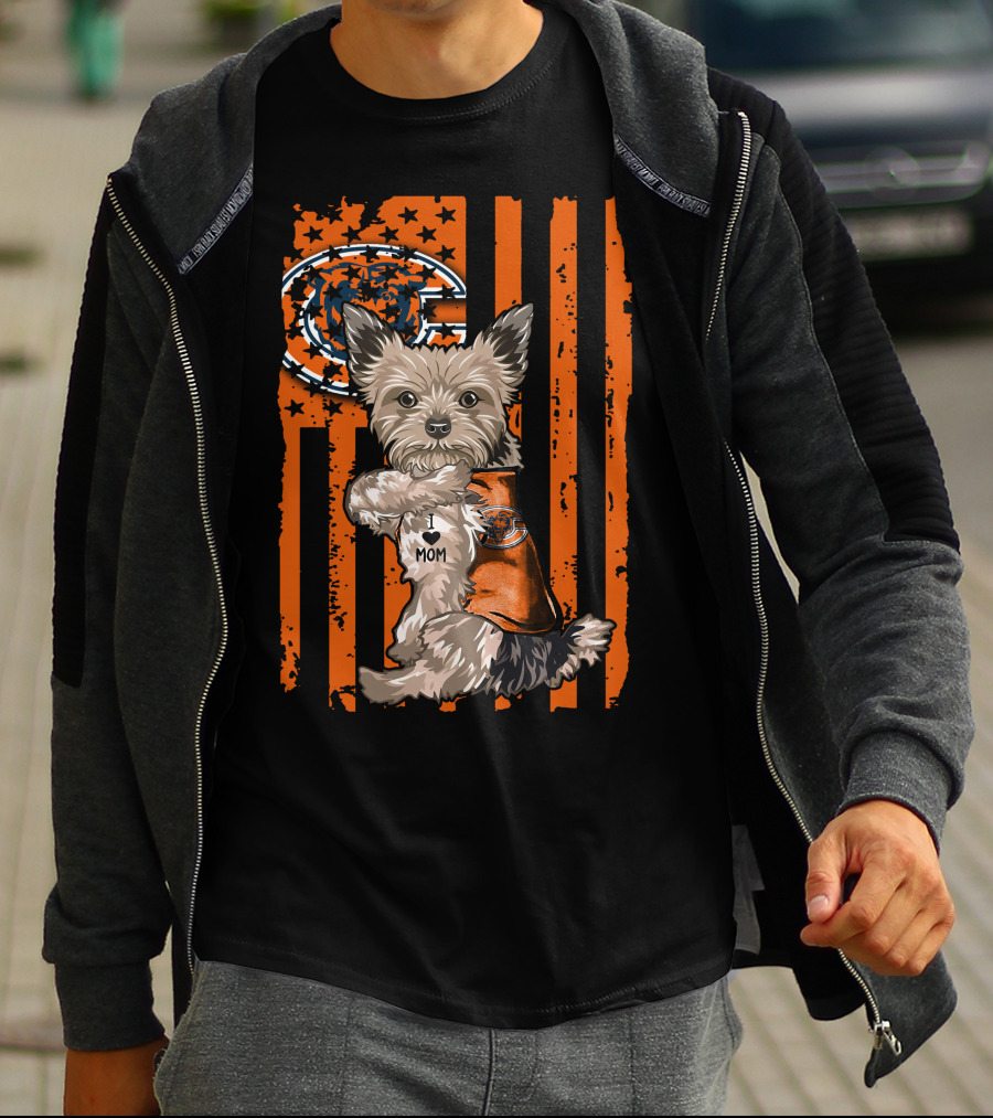 Yorkshire Terrier I ♥ Mom Chicago Bears T-Shirt