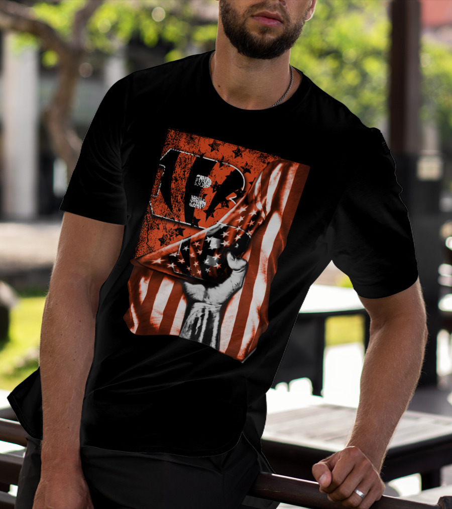 Bengals Logo Stars And Stripes Grunge Flag Cincinnati Bengals T-Shirt
