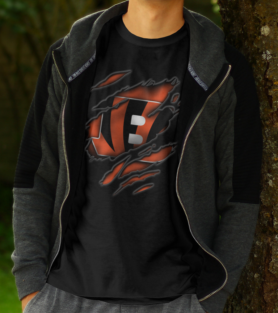 Torn Cincinnati Bengals Logo Black And Orange T-Shirt