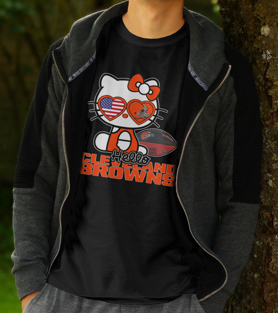 Hello Kitty Cleveland Browns Football USA Hearts T-Shirt