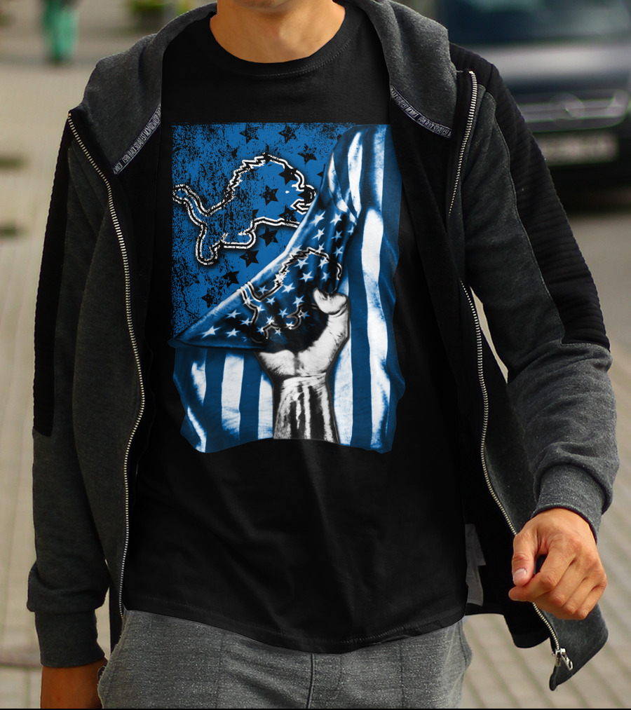 DETROIT LIONS American Flag Fist T-Shirt
