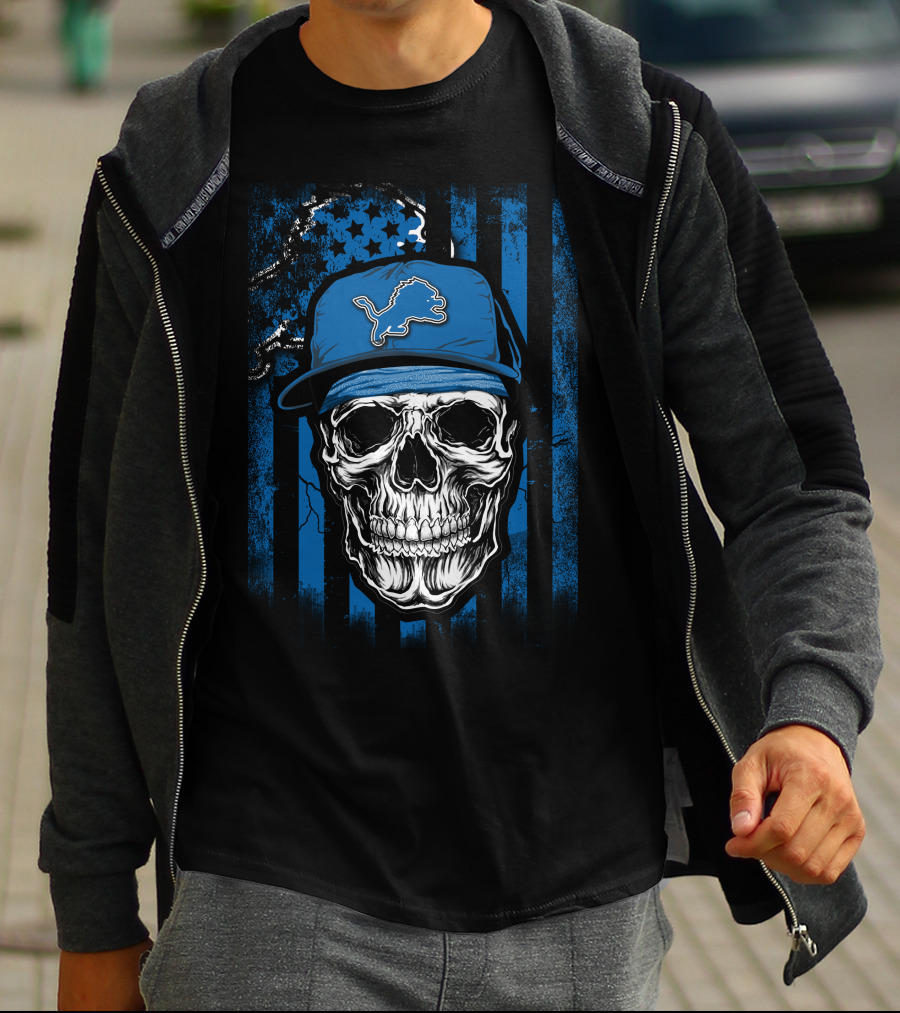 Skull Detroit Lions Blue Cap USA Flag Background T-Shirt
