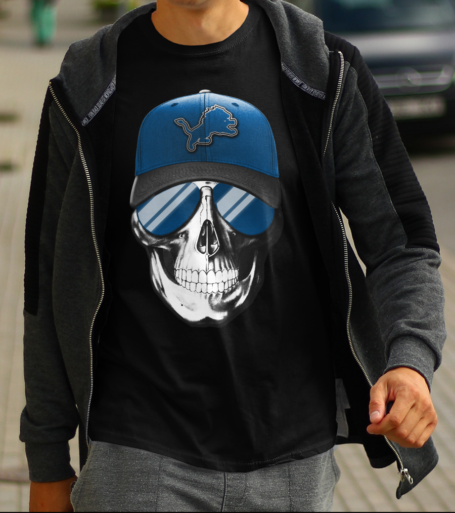 DETROIT LIONS Skull With Blue Cap And Sunglasses T-Shirt