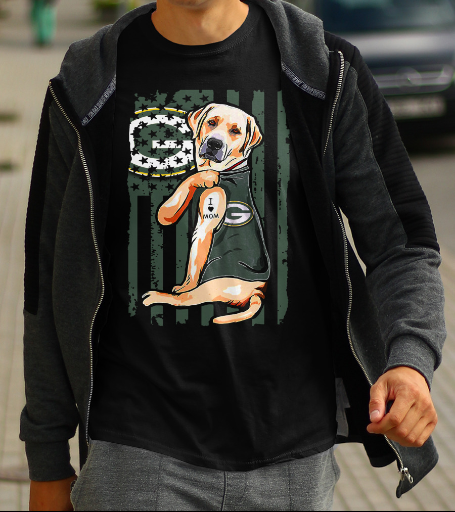 Labrador Retriever I Love Mom Green Bay Packers Fan T-Shirt