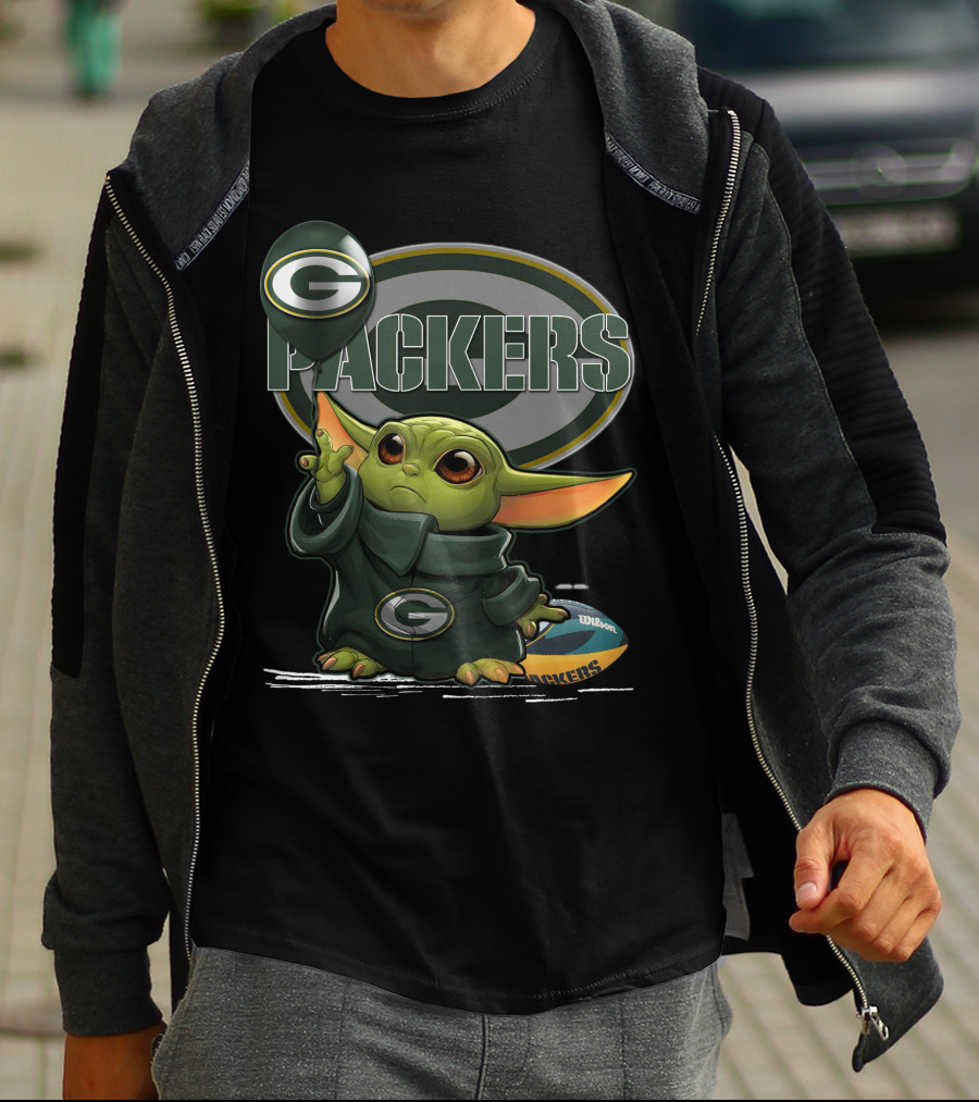 Packers Green Bay Baby Yoda Football Fan T-Shirt