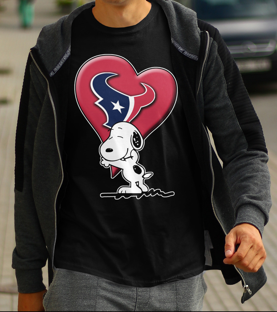 Snoopy Hugging Houston Texans Heart T-Shirt