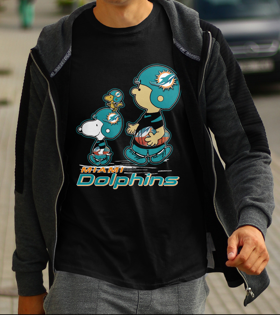 Snpfootball Miami Dolphins Peanuts Characters T-Shirt