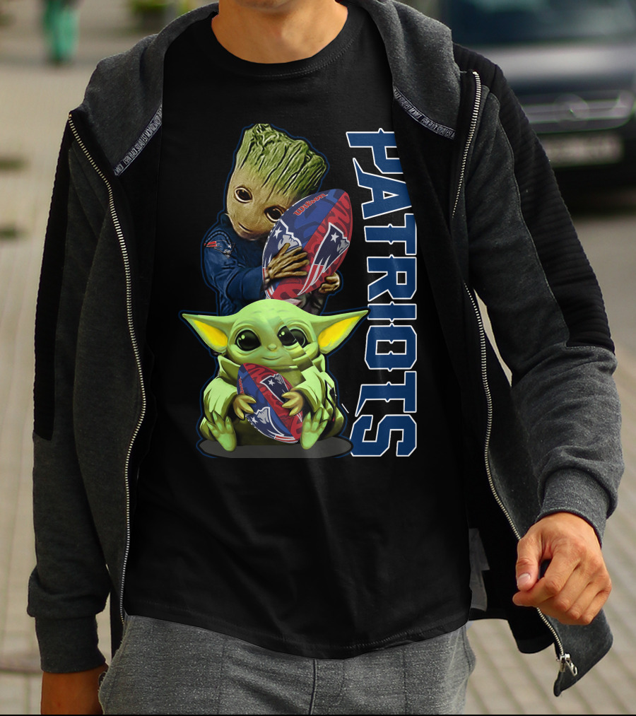 Grzd New England Patriots Baby Yoda And Groot Football Combo T-Shirt