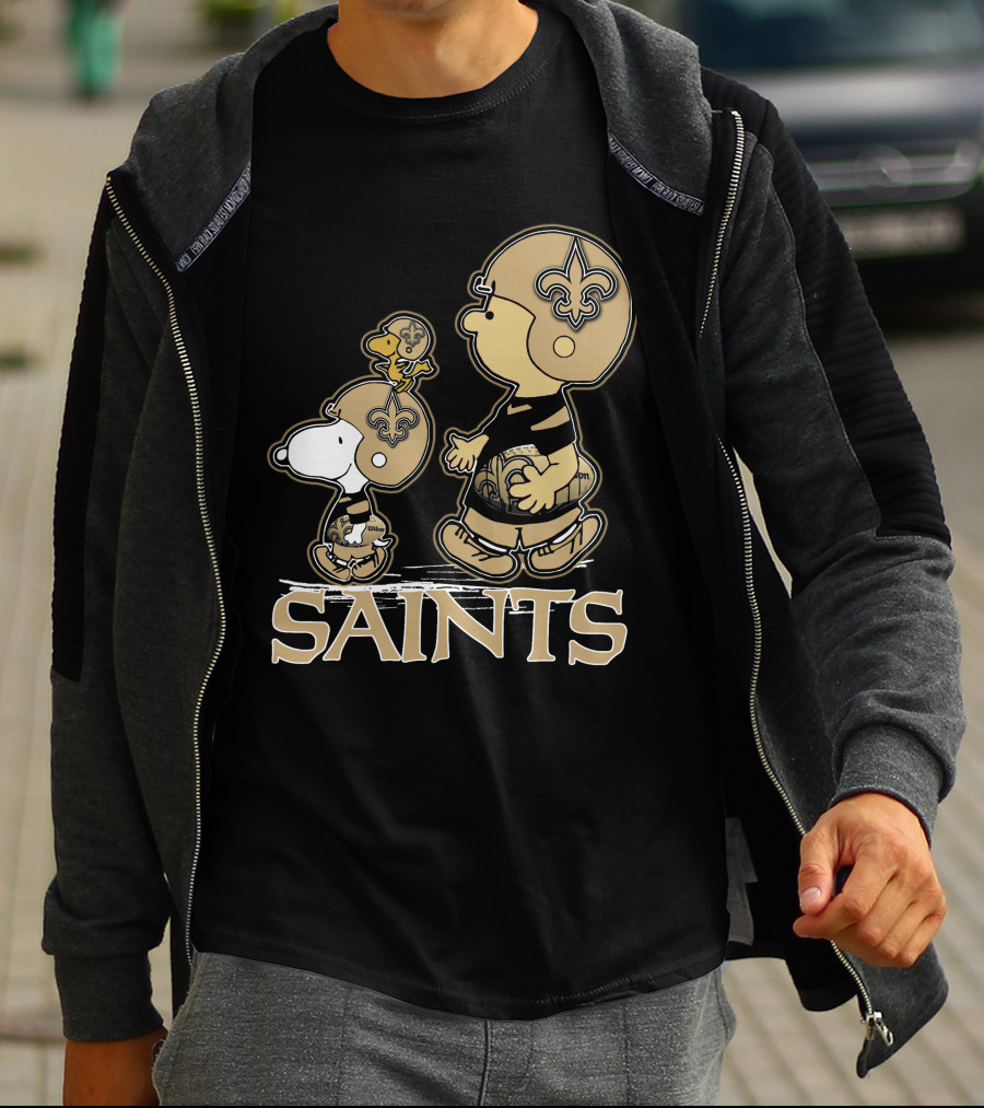 Snpfootball New Orleans Saints Peanuts Snoopy Woodstock Football Helmets T-Shirt