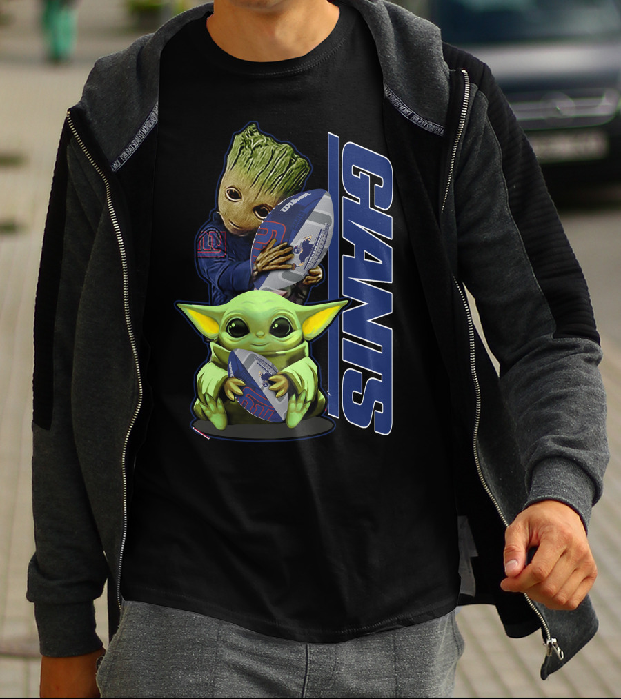 Grzd New York Giants Baby Groot And Grogu Football T-Shirt