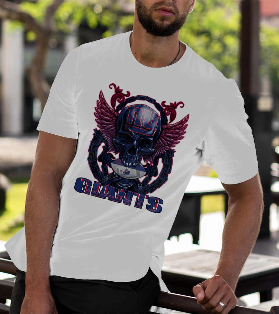 Skullfb New York Giants Winged Skull Design With Football Helmet And Chains T-Shirt