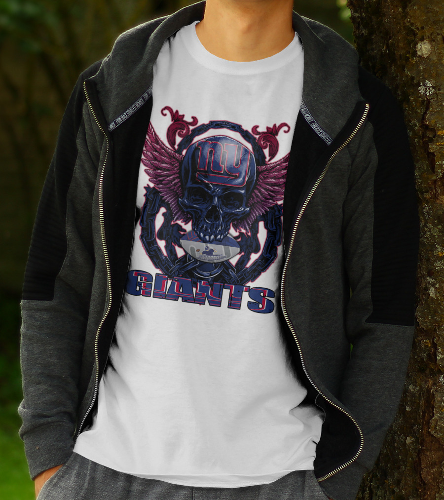Skullfb New York Giants Winged Skull Design With Football Helmet And Chains T-Shirt
