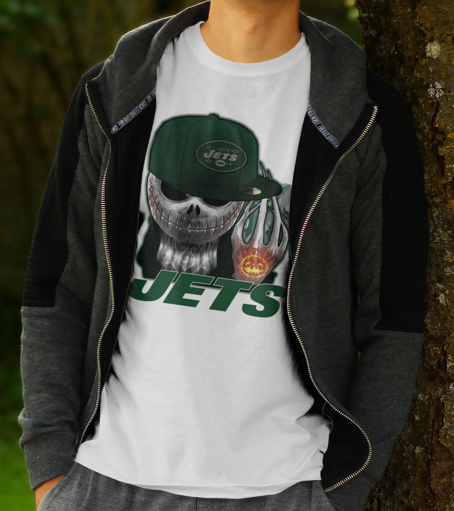 Jets Jackskull Halloween Football Fanatic T-Shirt
