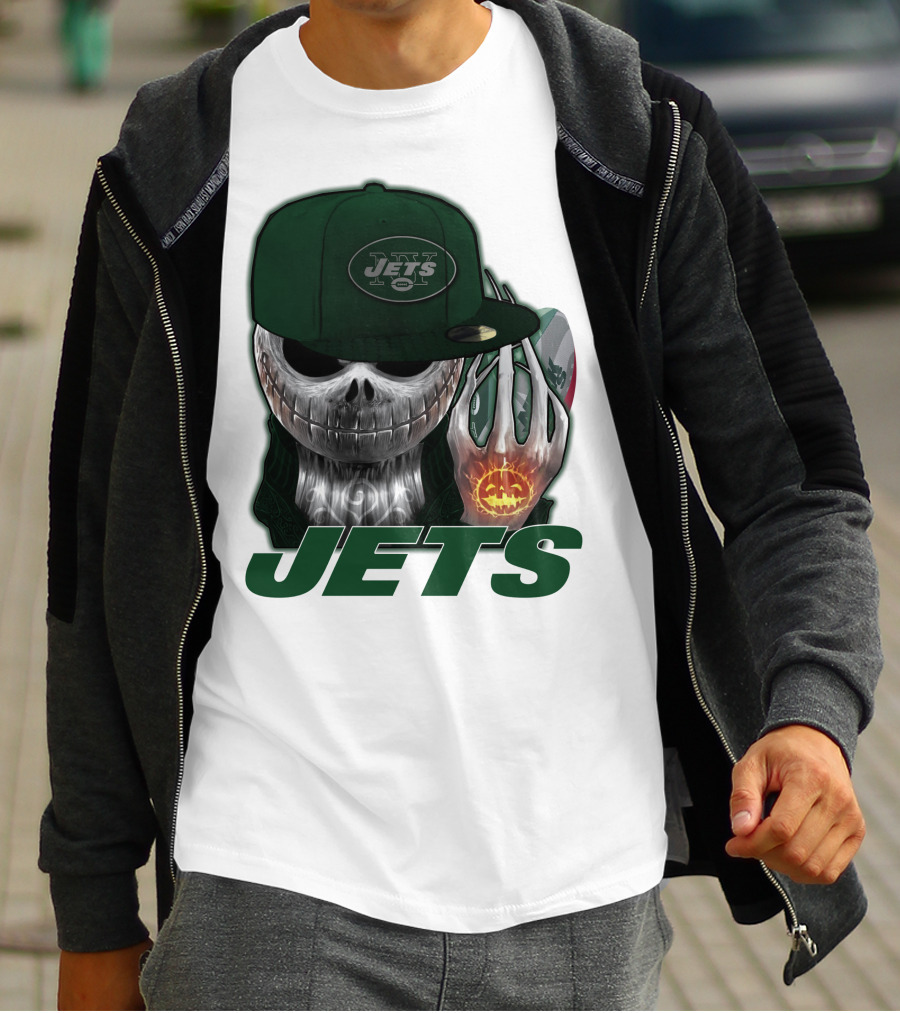 Jets Jackskull Halloween Football Fanatic T-Shirt