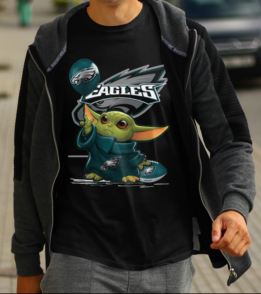 Philadelphia Eagles Yoda Football Balloon T-Shirt