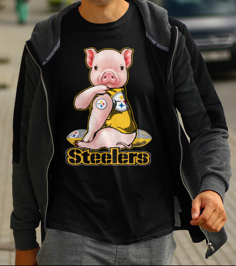 Steelers Pig With Football T-Shirt