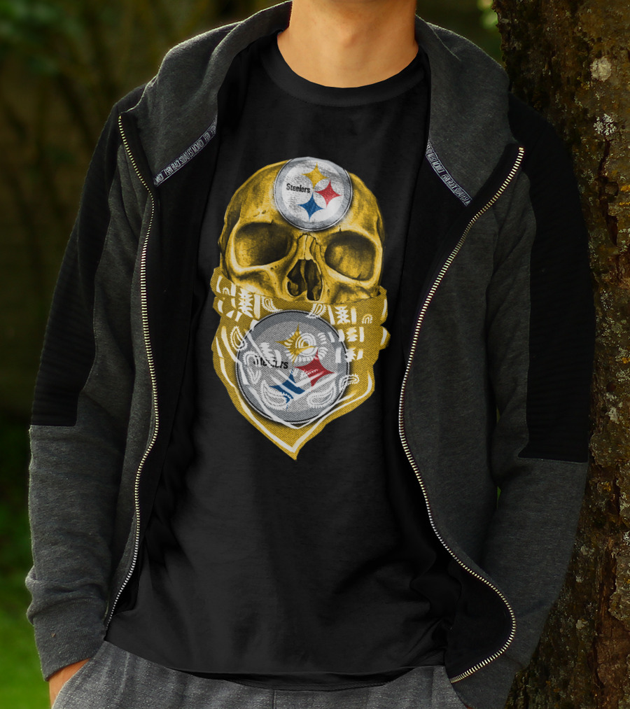 Skull V5 Steelers Bandana Logo Football Fan Gear T-Shirt