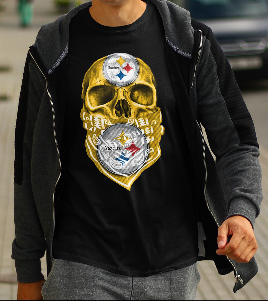 Skull V5 Steelers Bandana Logo Football Fan Gear T-Shirt