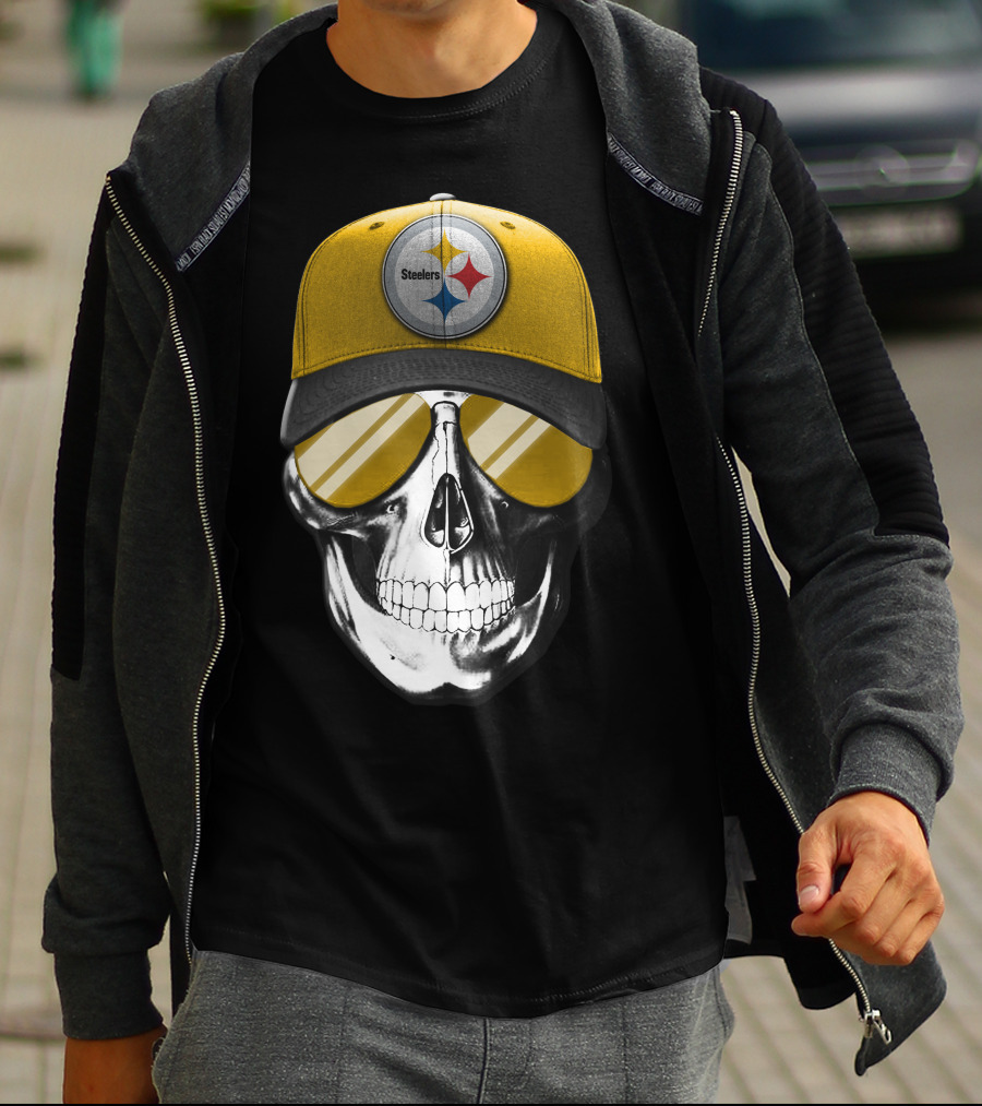 Skull V7 Pittsburgh Steelers Yellow Cap And Sunglasses T-Shirt