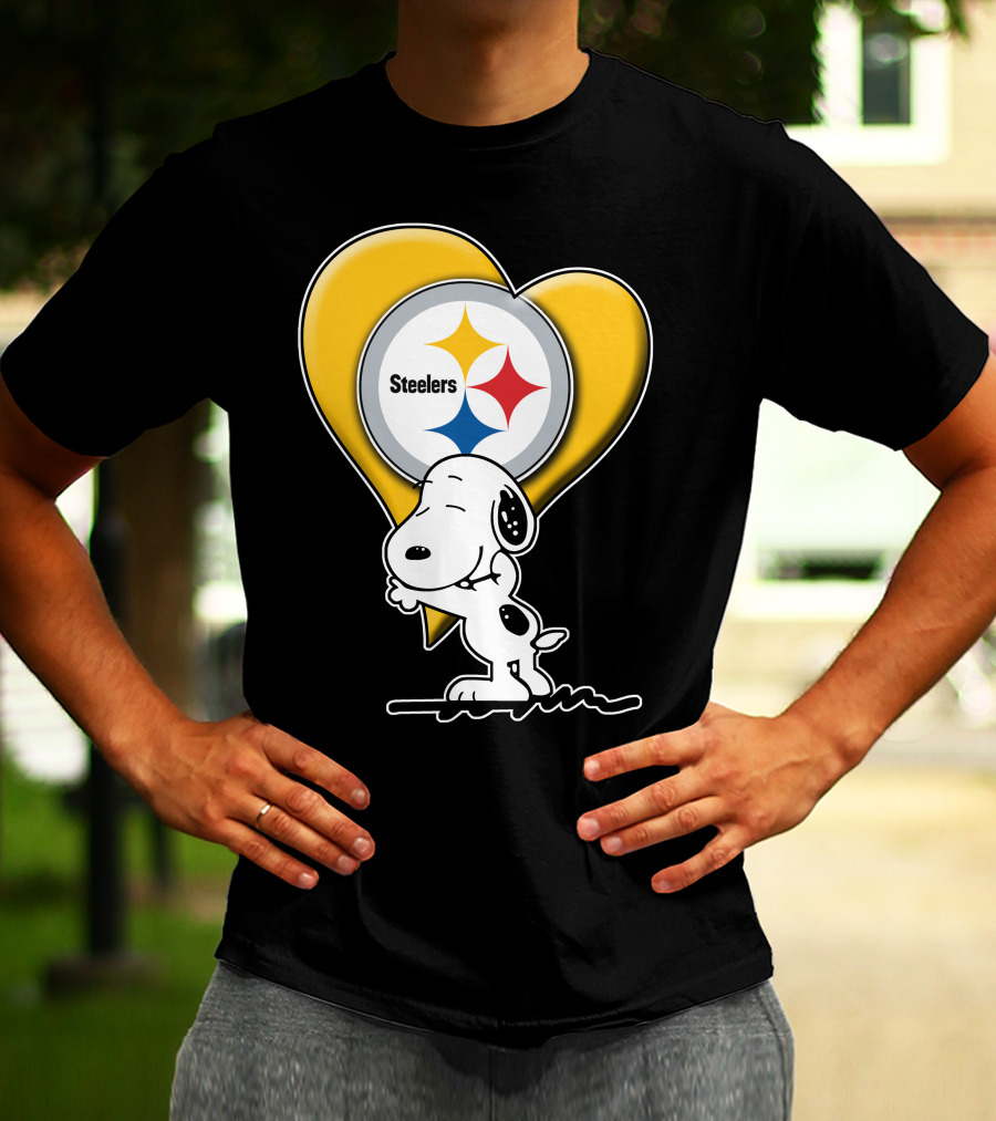 Snoopy Hugging Heart Steelers Logo Pittsburgh Steelers Fan Gear T-Shirt