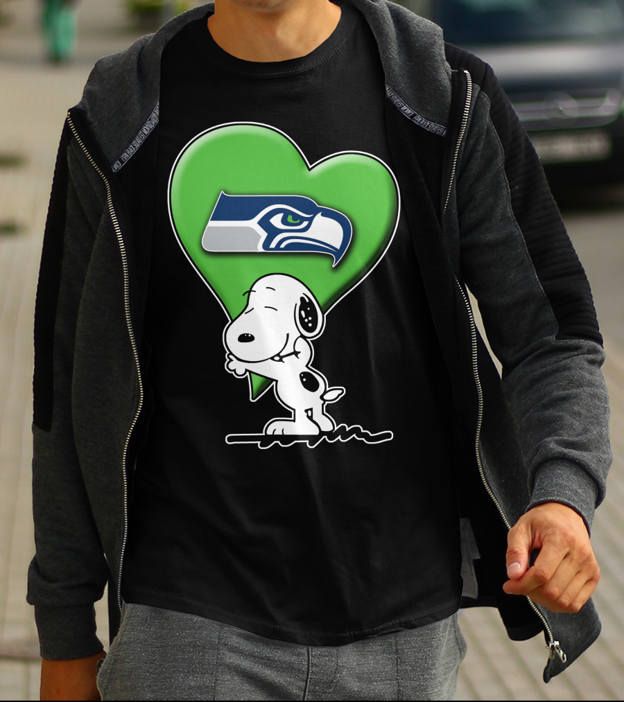 Snoopy Heart Seattle Seahawks Fan T-Shirt