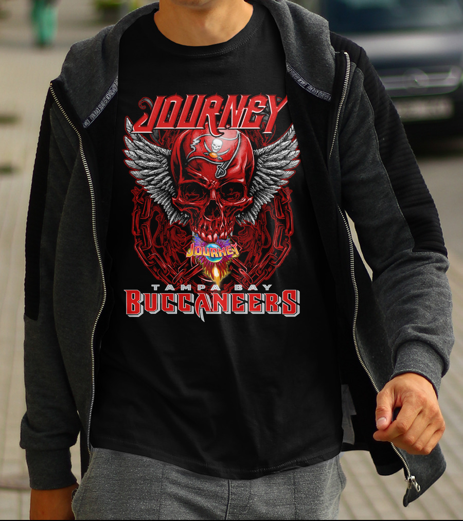 Journey Tampa Bay Buccaneers Skull Wings Chain Flame T-Shirt