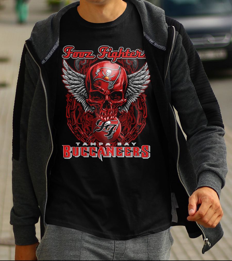 Fooz Fighters Tampa Bay Buccaneers Skull Wings T-Shirt