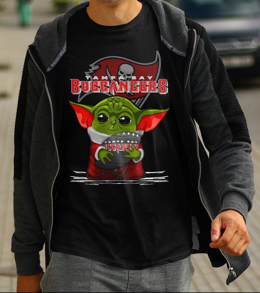 Tampa Bay Buccaneers Yoda Football Fan T-Shirt