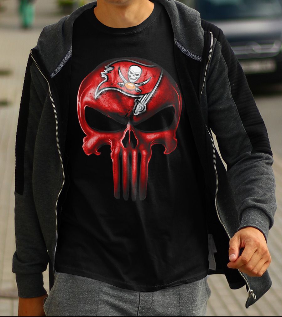 Skull V3 Tampa Bay Buccaneers Pirate Skull T-Shirt