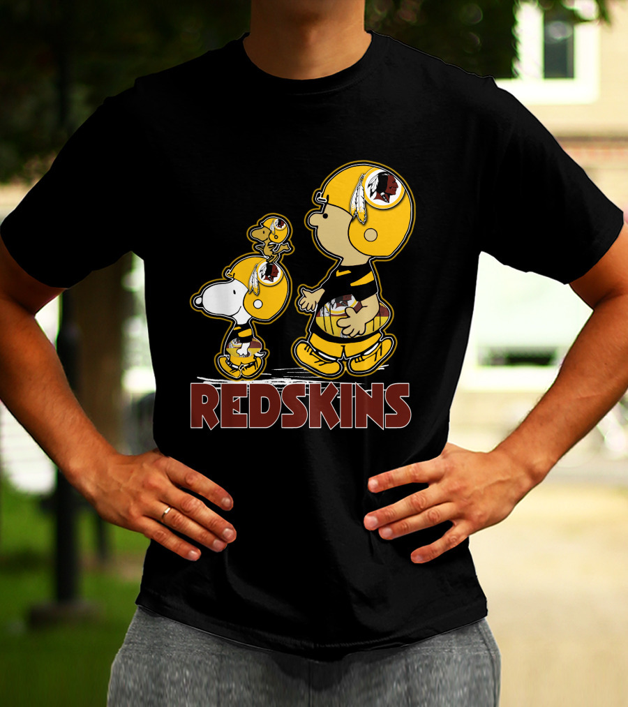 Snpfootball Redskins Peanuts Characters In Football Helmets T-Shirt